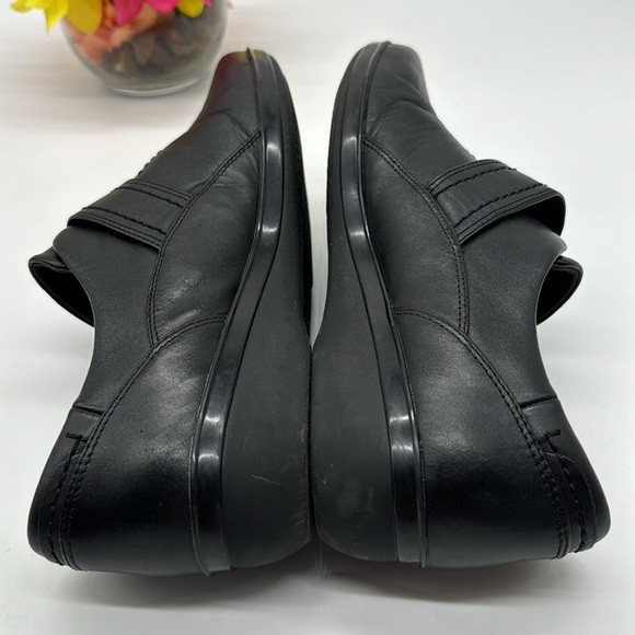 Clarks Collection Black Leather Loafers Size 9.5 BLO6345D - Picture 4 of 7